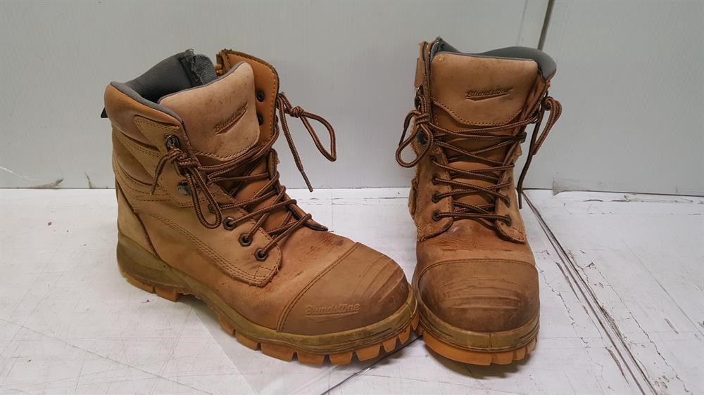 Cash Converters Blundstone Work Boots Size 9 992